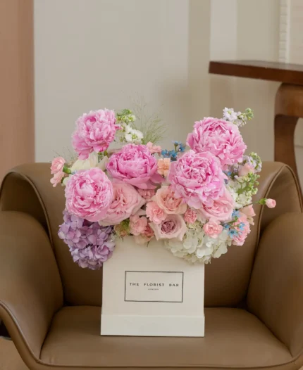 Peony Vivid Cube Box